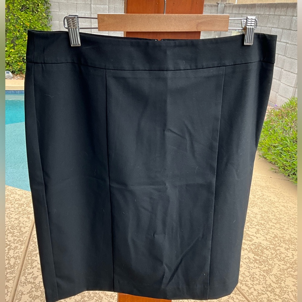 Ann Taylor Factory black skirt.  Size 14